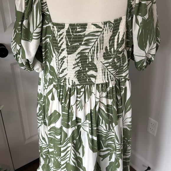 NWT Abercrombie & Fitch Emerson Poplin Puff Sleeve Midi Dress Green Floral XL - Picture 8 of 10